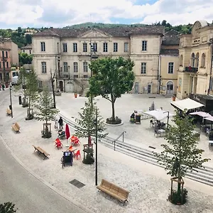 Appartement En Plein Centre, Apt